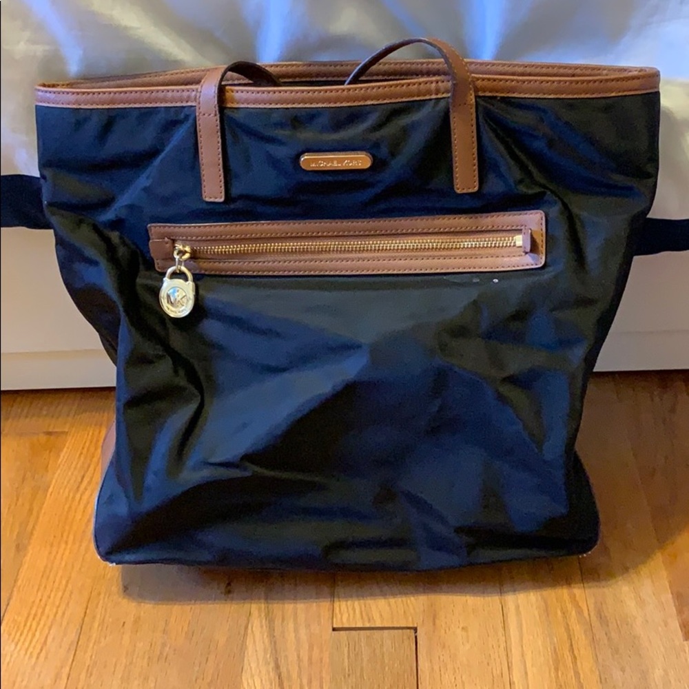 Michael Kors Tote